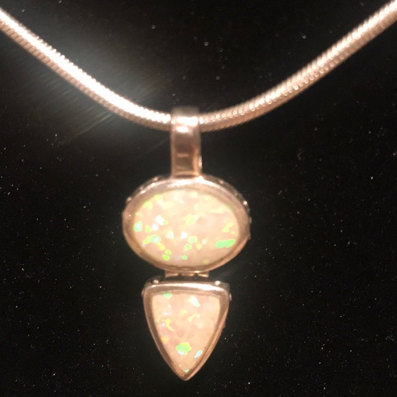 Sterling silver and opal like stone pendant. - Picture 1 of 5